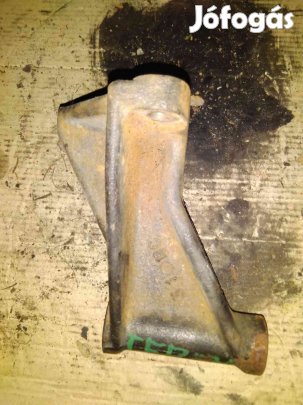 Nissan Terrano Generátor Tartó Bak