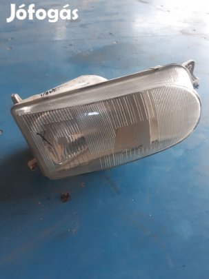 Nissan Vanette Cargo Jobb Első Lámpa / Fényszóró