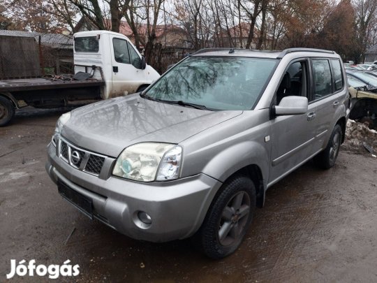 Nissan X-Trail T30 karosszéria elemei