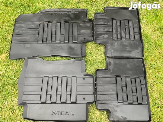 Nissan X-Trail T32 gyári gumiszőnyeg garnitúra Új állapotban