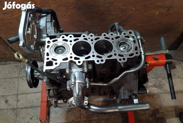 Nissan X-Trail (T30) 2.2 D 100KW/136Le Fűzött blokk