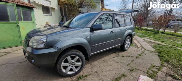 Nissan x-trail 2.2