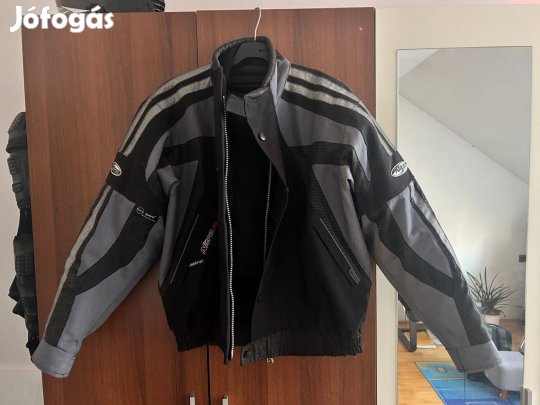 Nitro motoros kabát M-es méret