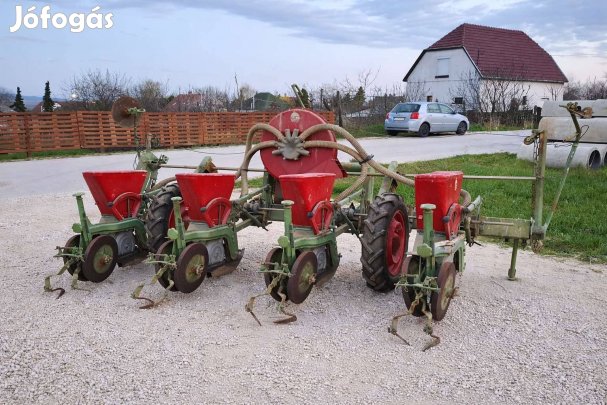 Nodet 4 soros szemenkénti vetőgép eladó! 
