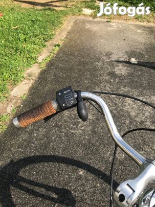 Női 28-as kalkhoff e-bike L méretben