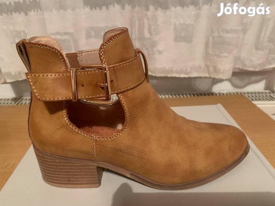 Női 37-es barna bőr bokacipő