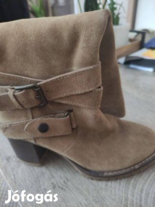 Női 38-as velúrbőr csizma