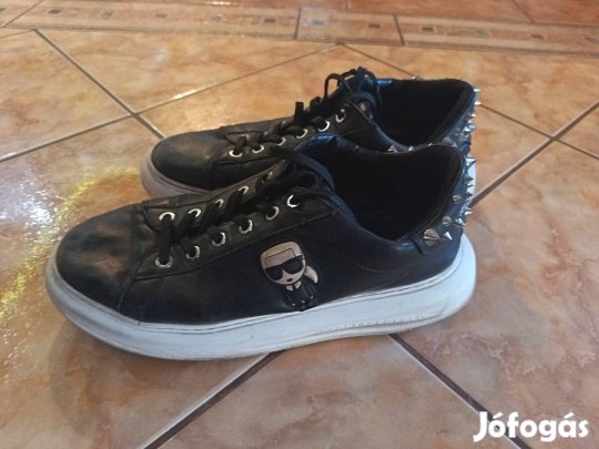 Női 39-es  Karl Lagerfeld cipő
