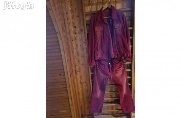 Női Bársony Öltöny Piros-KÉK- Barna M