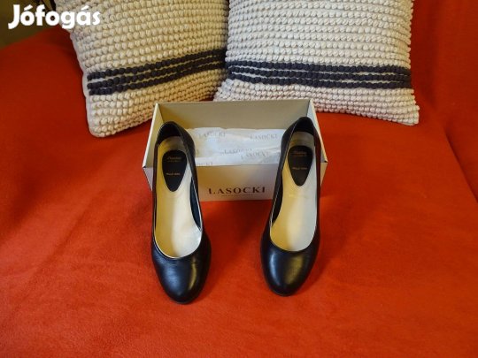 Női Bata 37-es elegáns bőrcipő Új