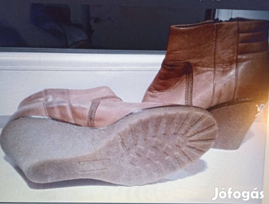 Nöi Börcsizma, 38 as kitünő állapotú Ára 3.200Ft