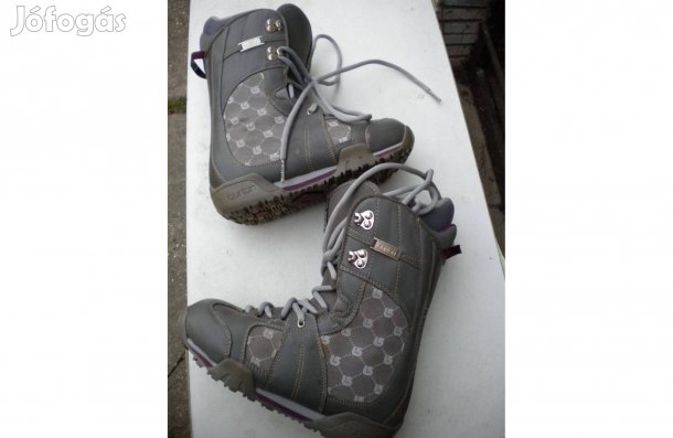 Női Burton snowboard cipő 36-os