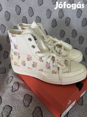 Női Converse cipő