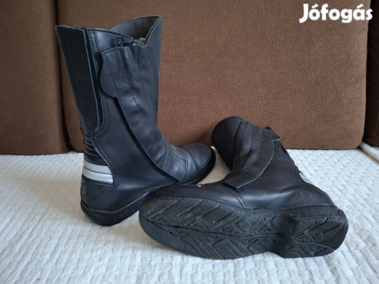 Női Daytona motoros csizma 38-as méretben eladó
