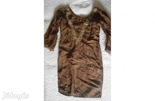 Női Indiai jelmez eladó (2)