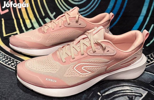 Női Kiprun sport cipő (42-es méretben) Nem használt!