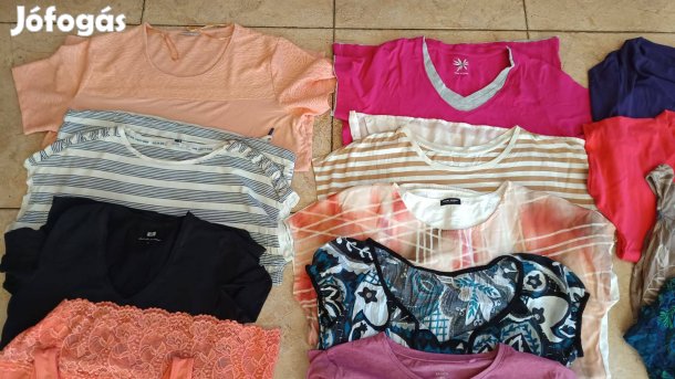Női L-es 15 db-os pólócsomag eladó!