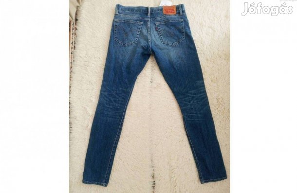 Női Levi's kék farmernadrág.Levis Boyfriend Skinny Fit. Szép, csinos