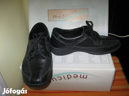 Női Medicus fekete bőr cipő 37-es