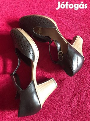 Női Rieker fekete színű szandál cipő 40 méretű