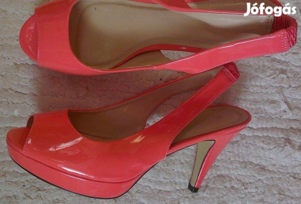 Női Szandál ezüst, eper : 2 pár Újak