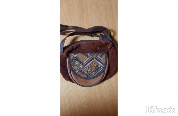 Női Velúr kis táska hímzett bőrszerű Új