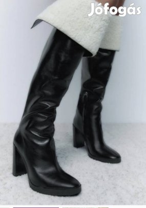 Női  fekete térdcsizma 