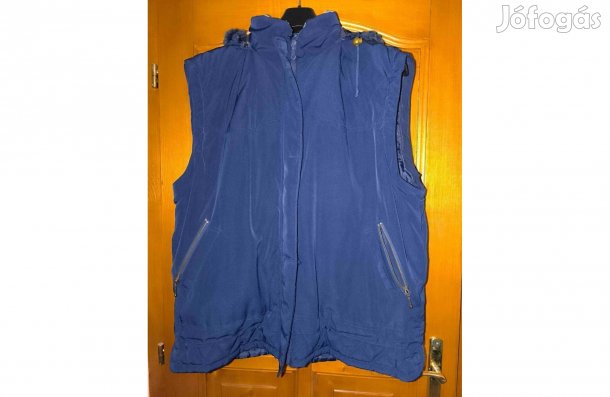 Női "pufi" mellény, levehető kapucnival (mell: 68 cm)