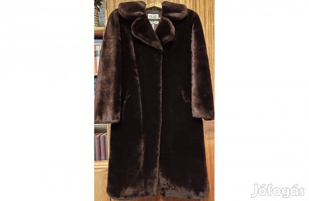 Női, szép fényű, megkímélt, barna panofix bunda eladó