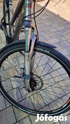 Női aluvázas trekking kerékpár 