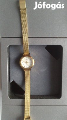 Női aranyszínű új karóra