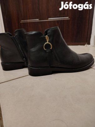 Női átmeneti bokacsizma akciósan