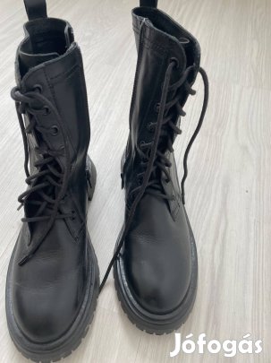 Női bakancs 38-as (Zara)