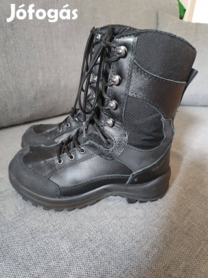 Női bakancs,újszerű,35-ös méretben eladó!