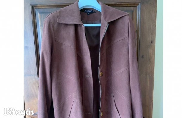 Női barna bársony M méretű blézer!