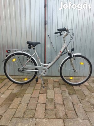 Női bicikli! 26os! 7 sebességes, agyváltos!