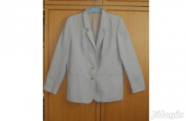Női blézer, elegáns, csinos. Bézs színű, bélelt. 40 - es, M-es