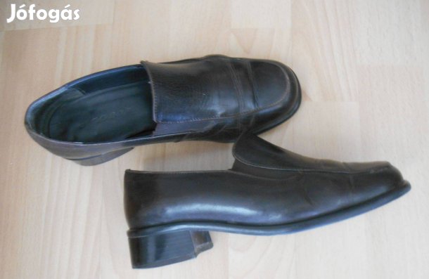 Női bőr félcipő 37-es