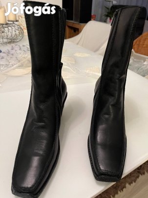 Női bőr félcsizma