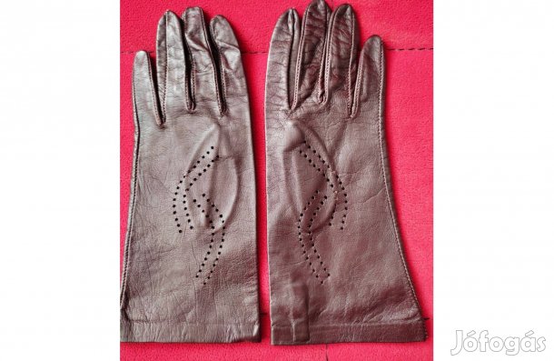 Női bőr kesztyű lyukasztott mintával 7,5-ös