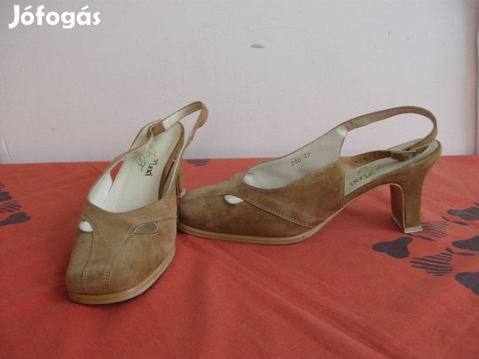 Női bőr szandál 37-es