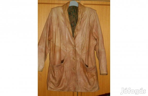Női bőrkabát, kényelmes, divatos, hosszított. M-es. Selyem bélés