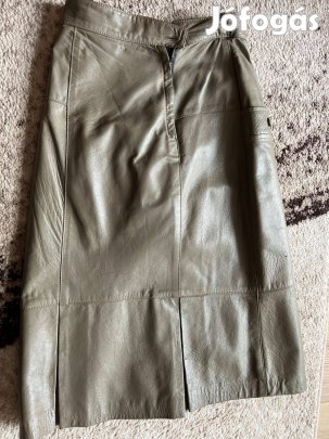 Női bőrszoknya