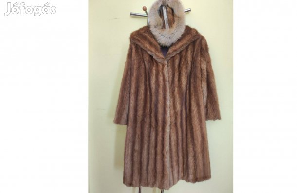 Női bundakabát