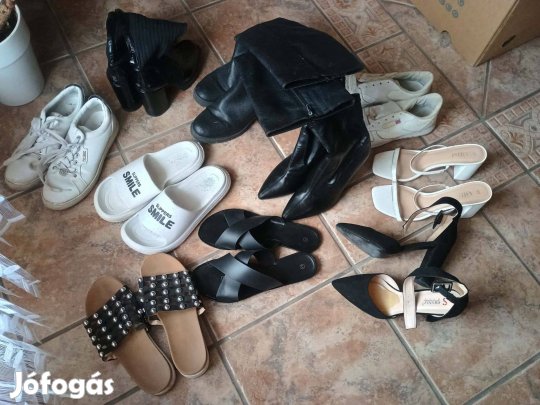Női cipők,papucsok eladók