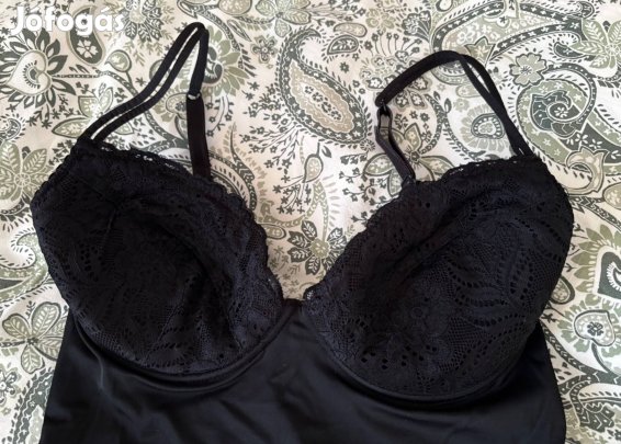 Női csipkés body - fekete (M/L, ~75/B)