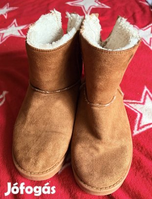 Női csizma 40-es 