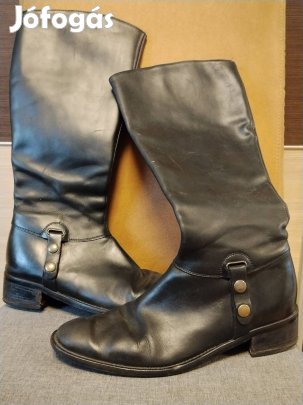 Női csizma 40-es méret!