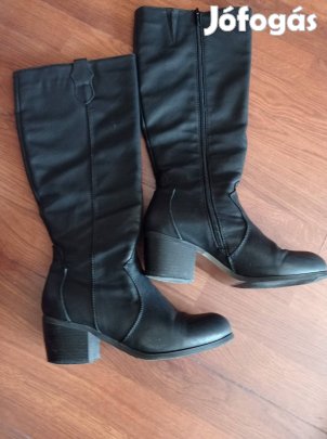 Női csizma fekete 38 as méretű 