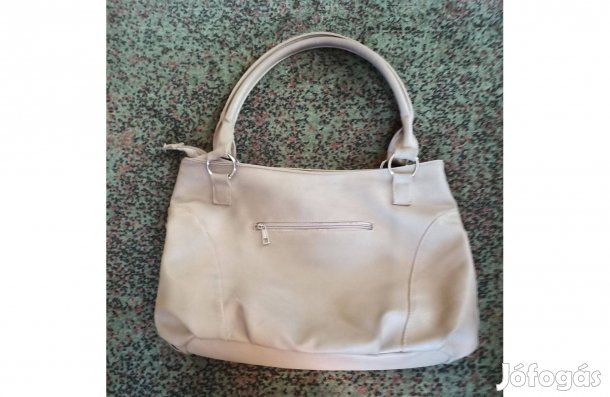 Női drapp műbőrtáska